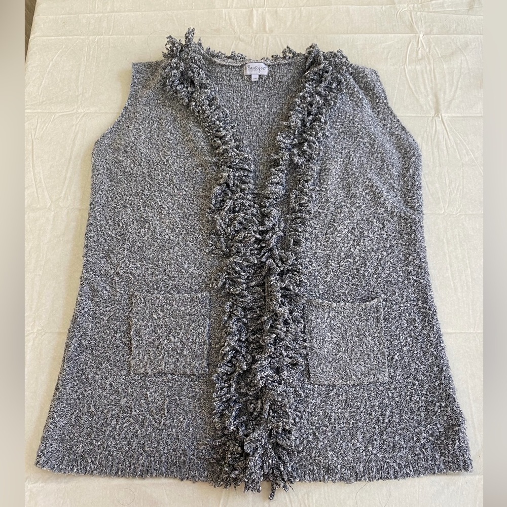 Womens b Boutique Grey Sleeveless Pockets Open Front Cardigan Size S/M Duster - Picture 3 of 9